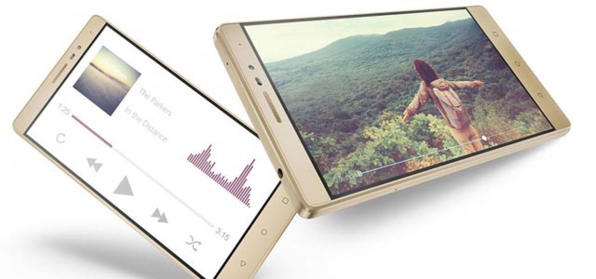 Dedicated phablet for content consumption 