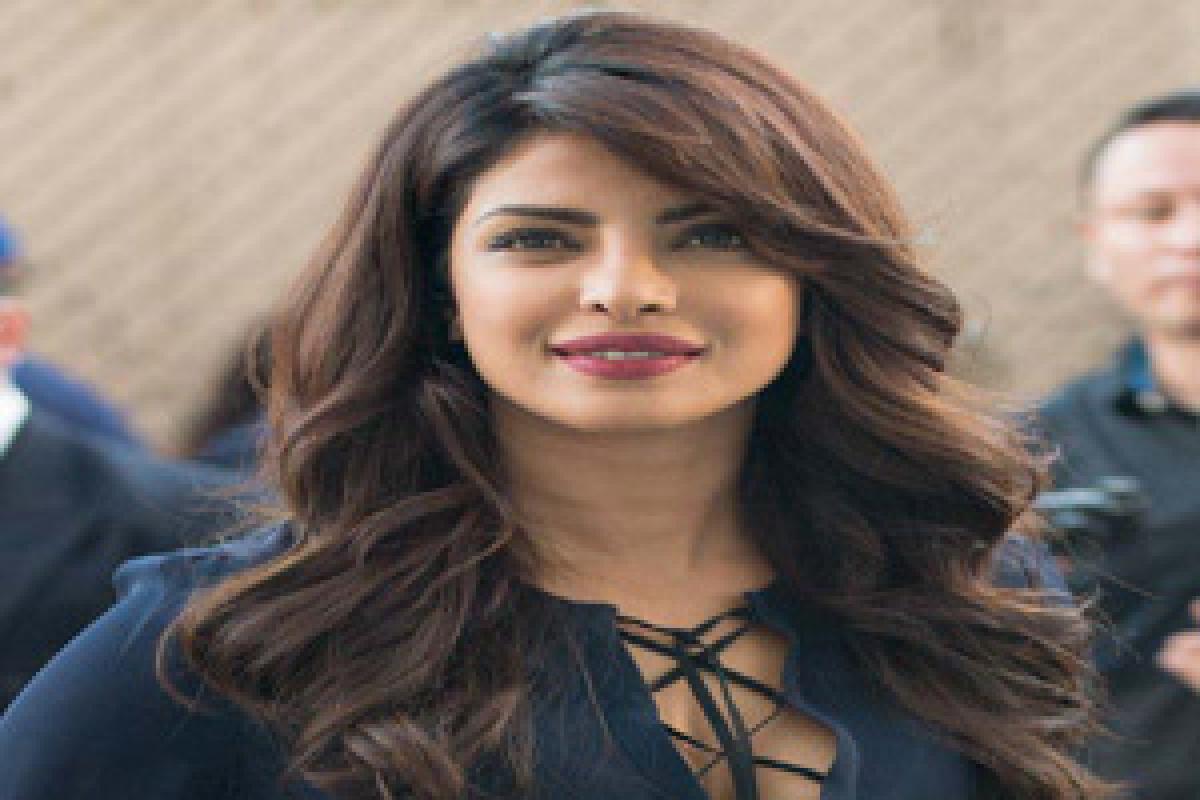 Good head of hair a real confidence booster: Priyanka Chopra