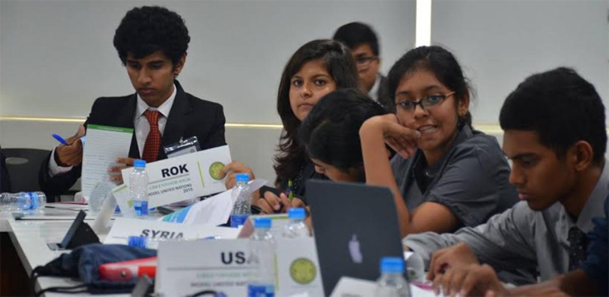 Students Get a taste of global politics at model united nations conference