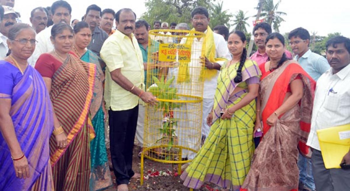 ‘Water assured to every farmer in Ponangi’