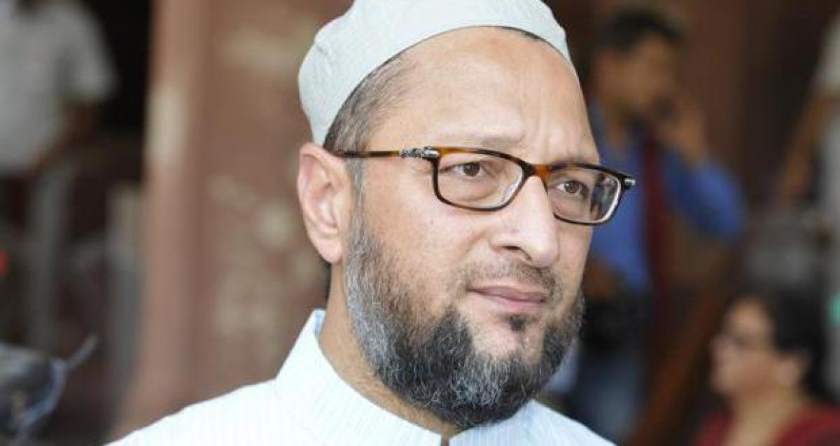 Asaduddin Owaisi dissolves AIMIM Maharashtra core committee