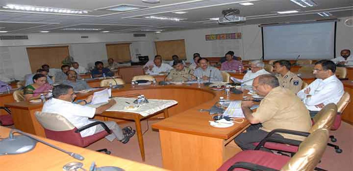 L&T told to handover road stretches to GHMC