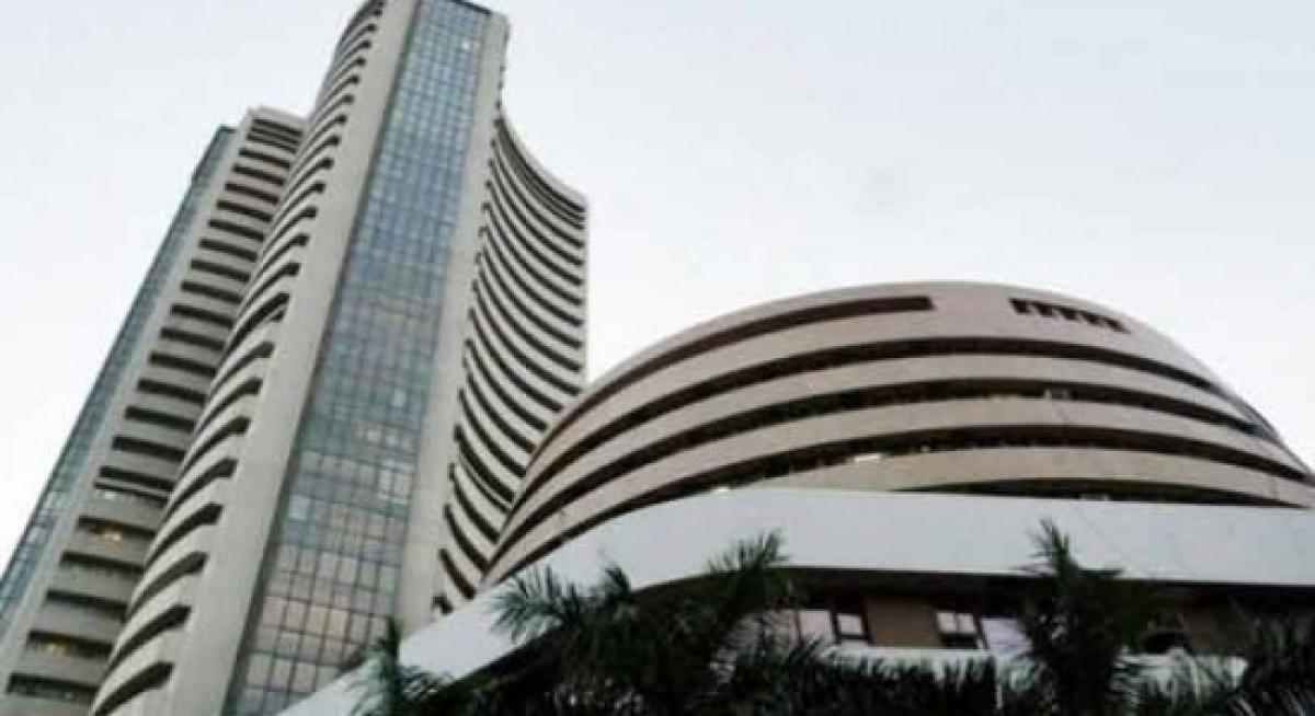 Weakness in Indian Stock markets pulls down benchmark indices