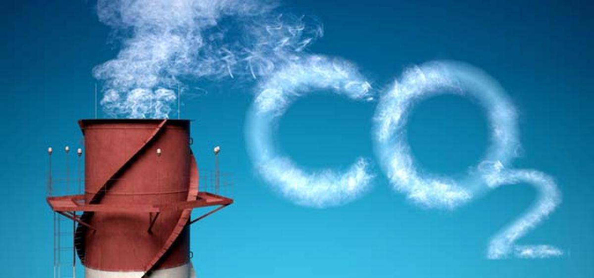 Carbon dioxide turned into fuel using light