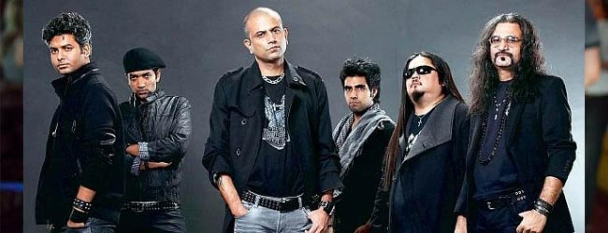 Music bank Parikrama finishes 25 years of rock n roll journey