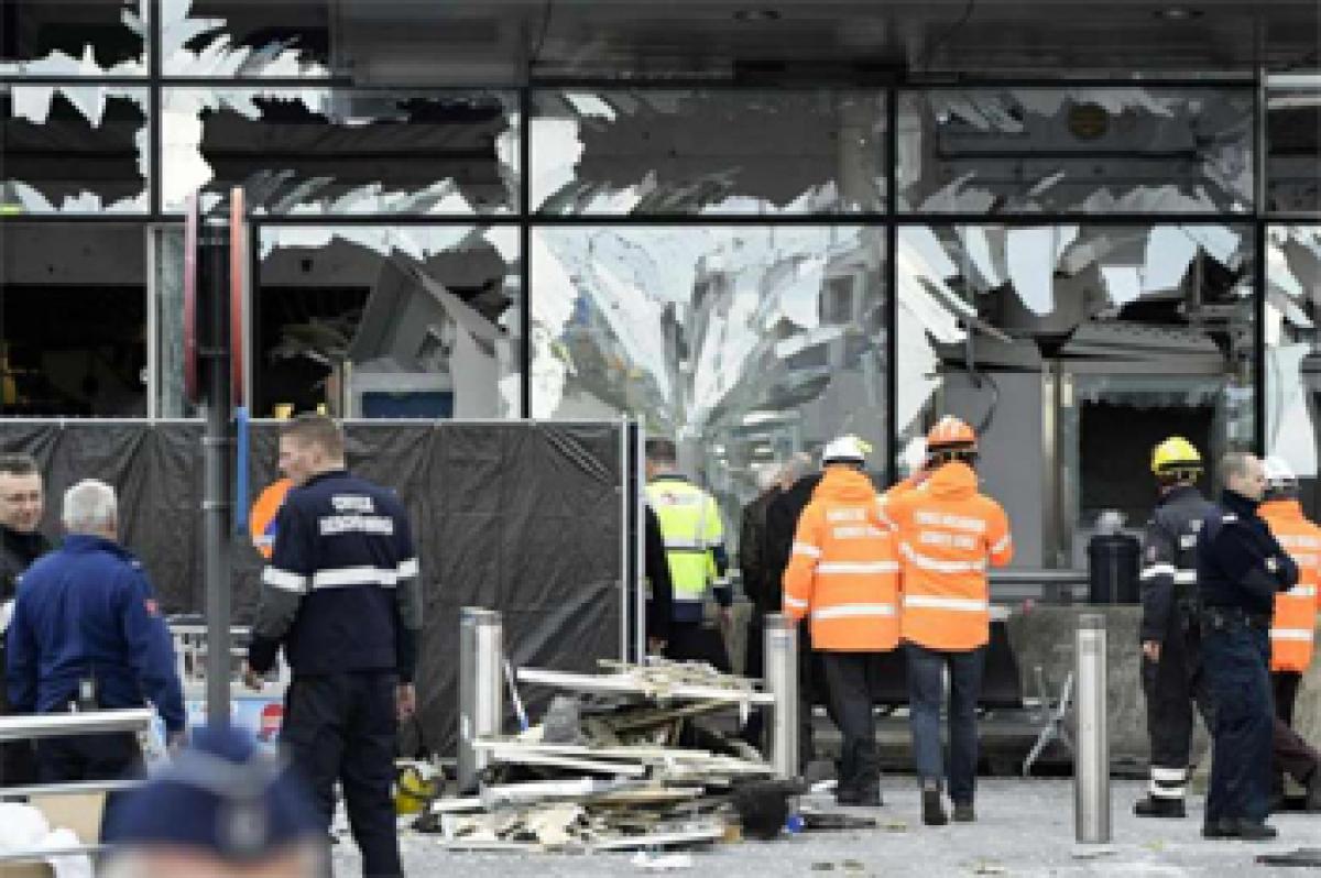 Brussels airport to run tests Tuesday, no date for re-opening