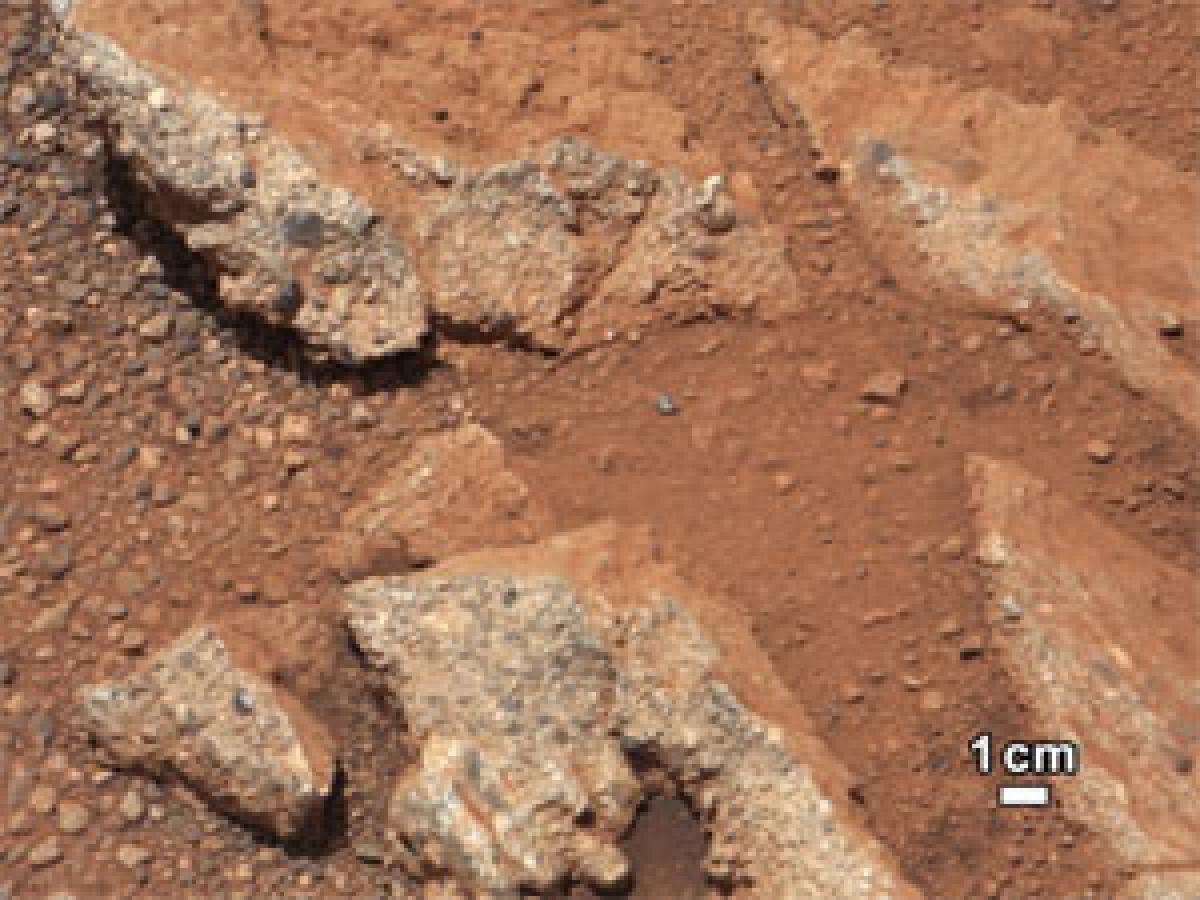 Mars pebbles travelled 50 km down a riverbed