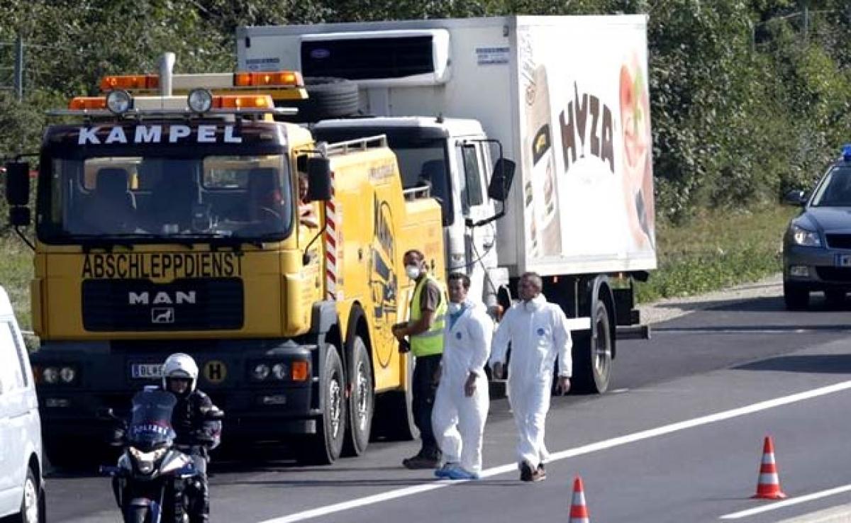 Children among 71 migrants found dead in truck in Austria