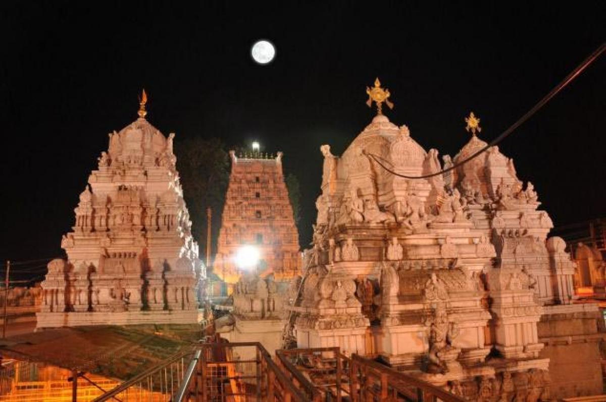 Vemulawada shrine will be developed in phased manner