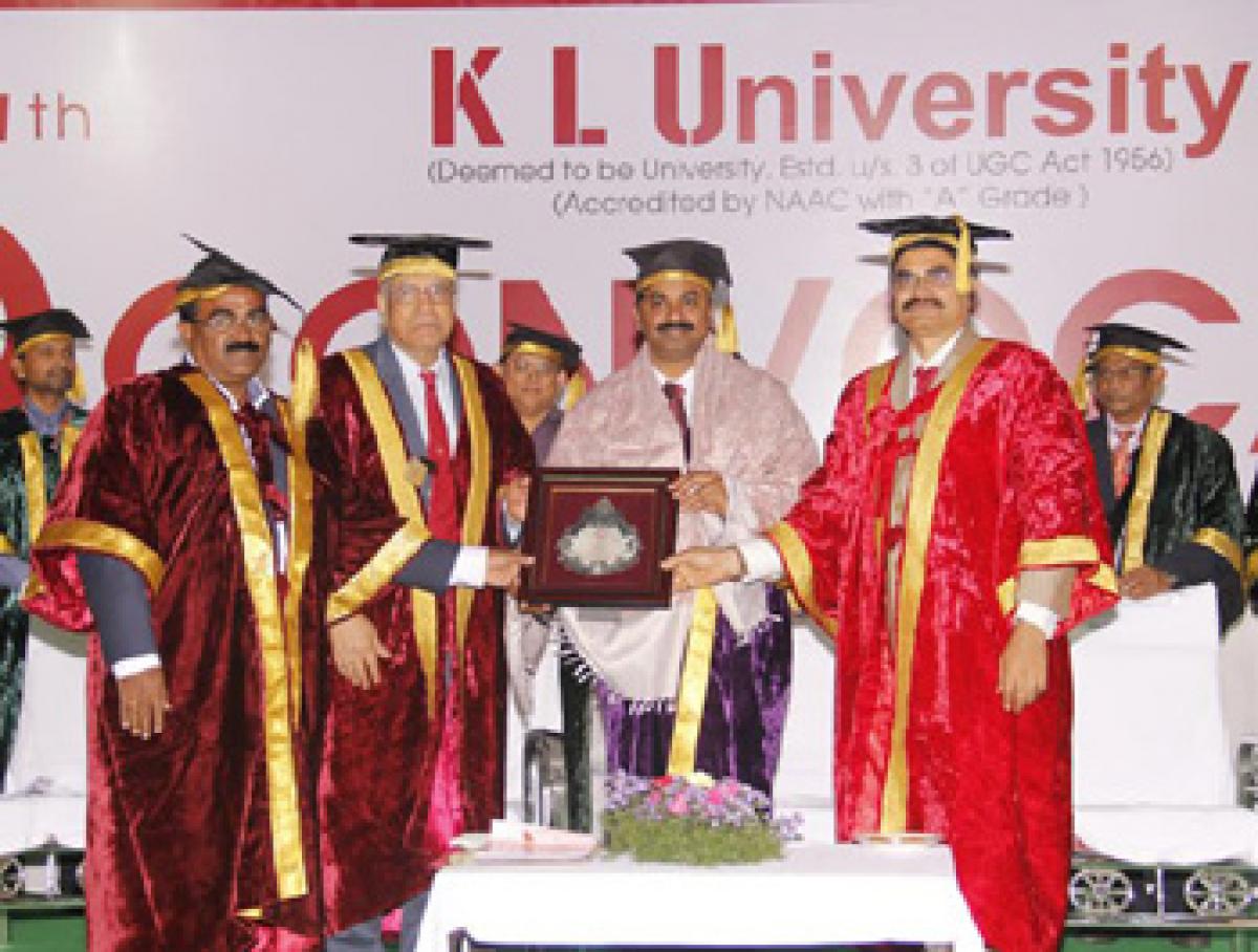 2000 students received degrees at KLU Convocation