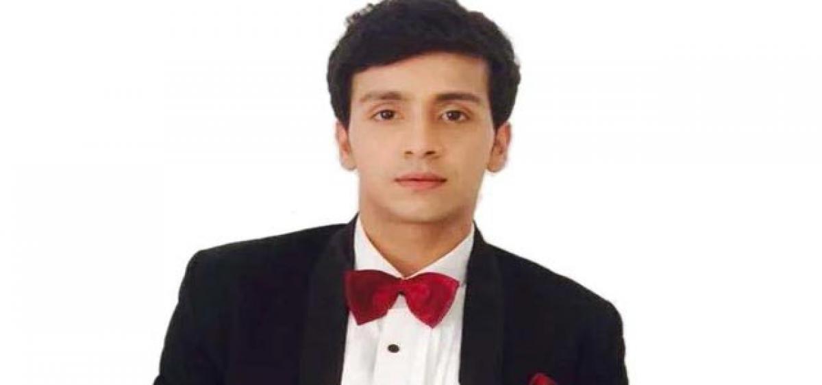 Playing same characters gets monotonous: Param Singh