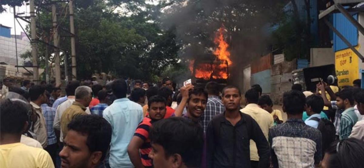 Bengaluru Schools, colleges shut after violence erupts over Cauvery verdict