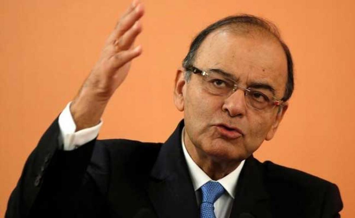 Arun Jaitley calls on pvt sector to invest, cites low cost of capital