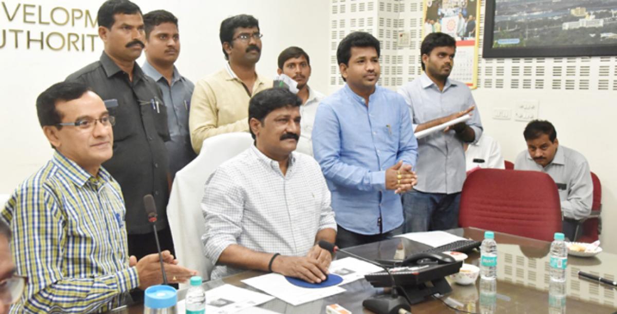 Visakhapatnam City will be tourist hub, says Ganta