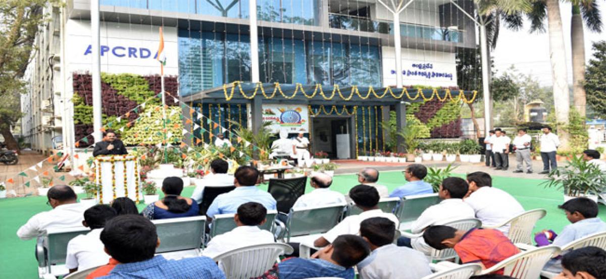 Govt offices abuzz with R-Day activity