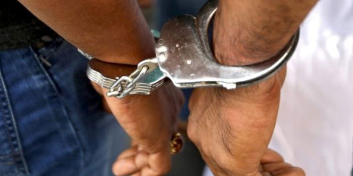 Two held for physically assaulting a doctor in Himayathnagar