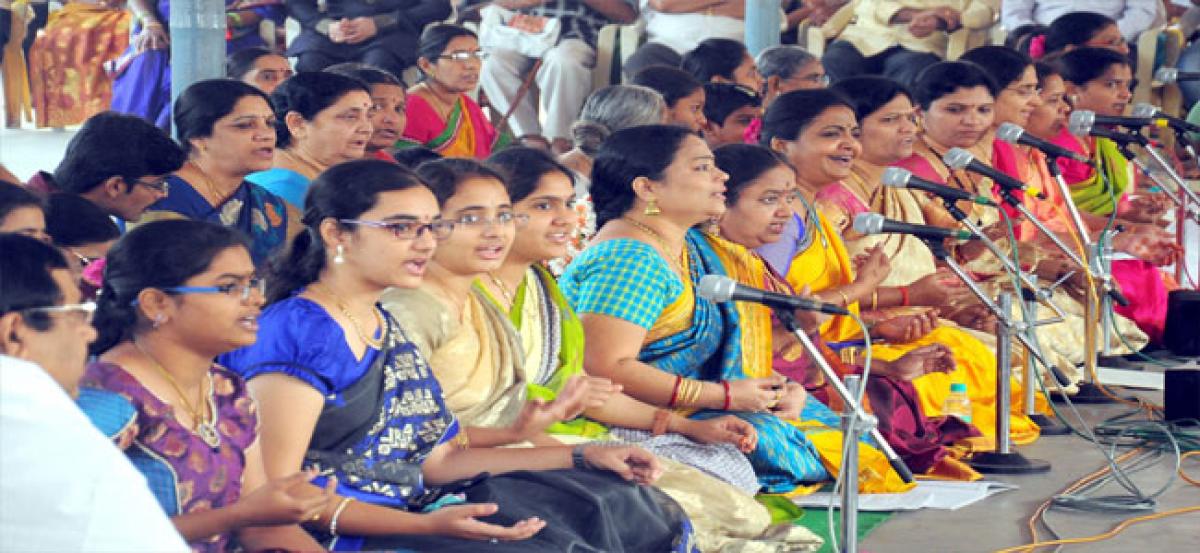 Pancharatna Keerthan brundaganam enthralls audience