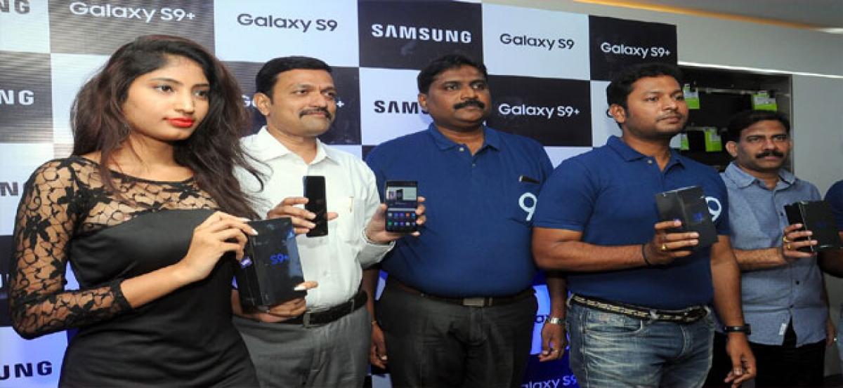 Samsung launches new Galaxy models