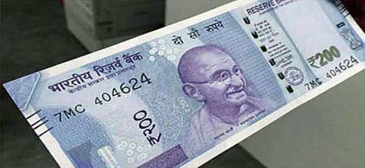 Delhi High Court asks govt to examine new Rs 50, Rs 200 notes