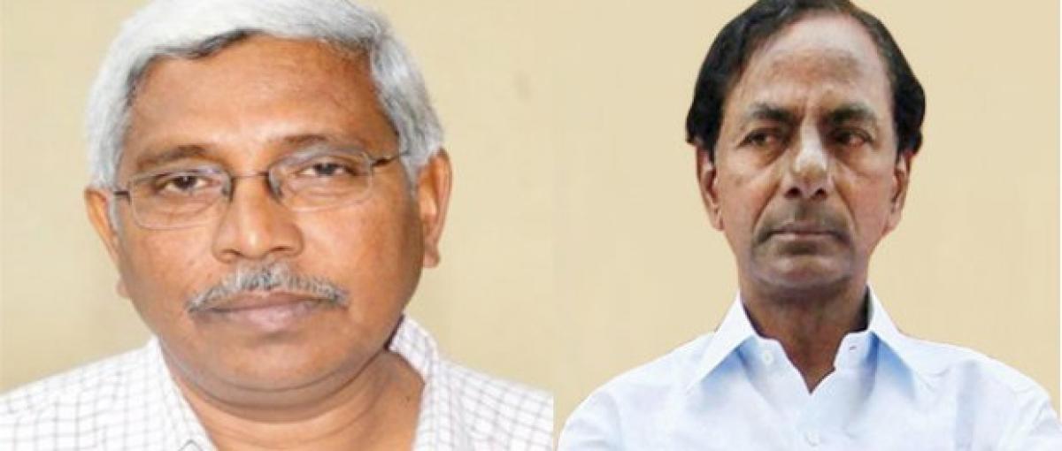 Nayini demands Kondaram to withdraw comments on KCR