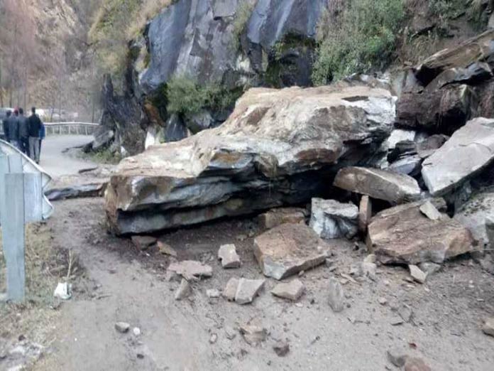 Hundreds of tourists stuck in Himachal Pradeshs Bir Billing landslide rescued