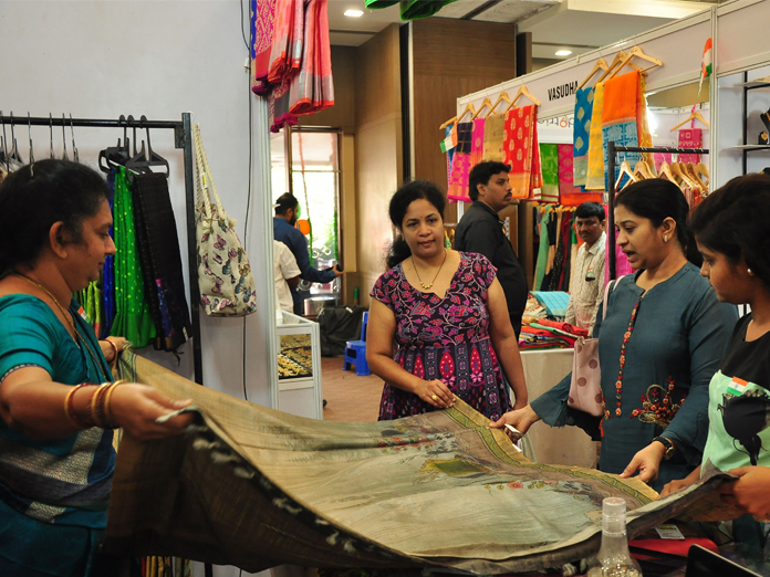 Designer clothing expo begins in Vijayawada