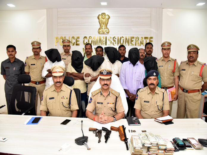 Six pseudonaxals held