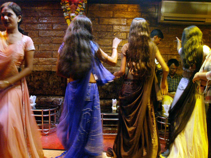 Maharashtra Govt to Bring Ordinance Against Dance Bar, Day After SC Gives Approval