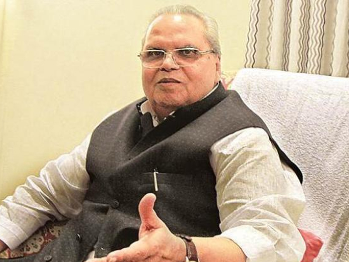 J & K guv urges youngsters to take part in sports