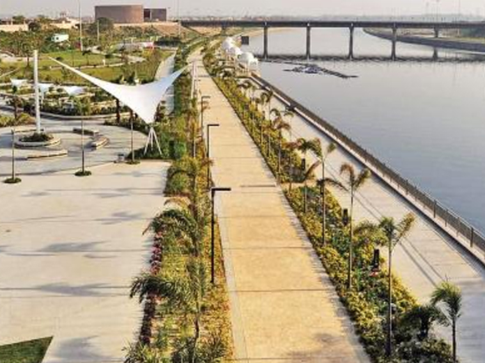 Gomti riverfront project case : ED conducts raids in multiple states