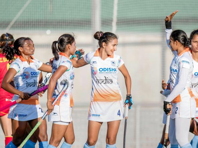 Indian womens hockey team lose 2-3 to Spain