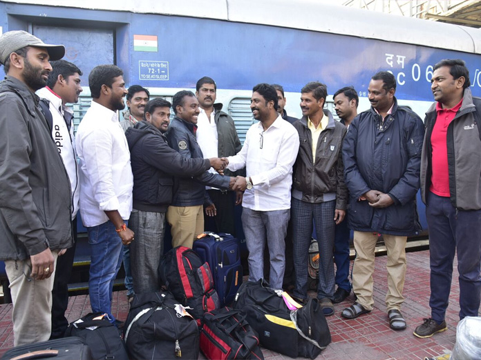 Illegal immigrants stranded in Iraq return to Hyderabad