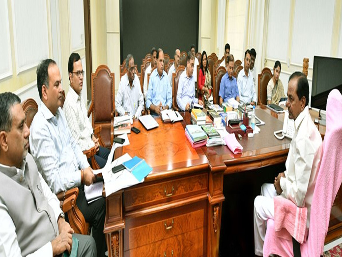 CM makes babus ready for finance panel visit