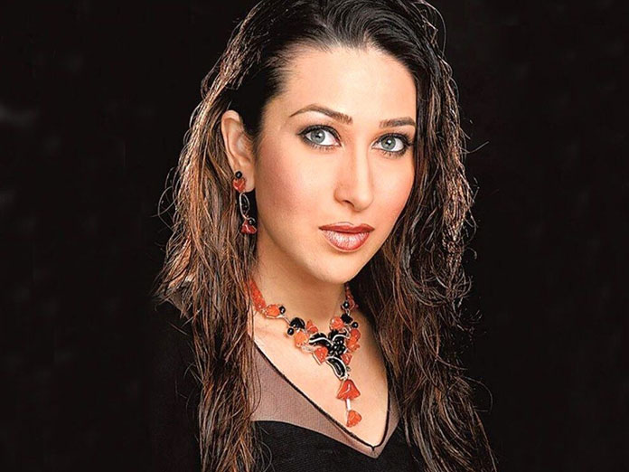 Karisma Kapoor to set ramp on fire