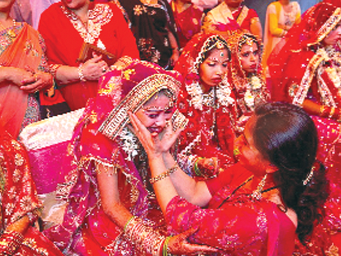 21 couples tie the knot at mass wedding in Delhi