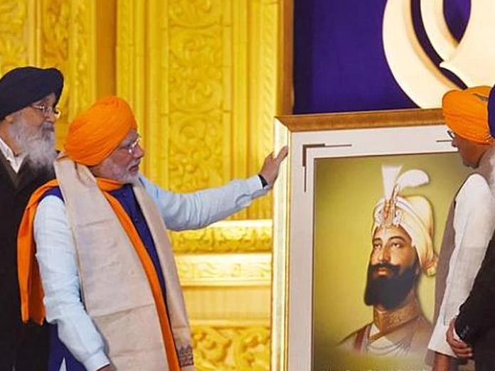 Kovind, Modi pay homage to Guru Gobind Singh on birth anniversary