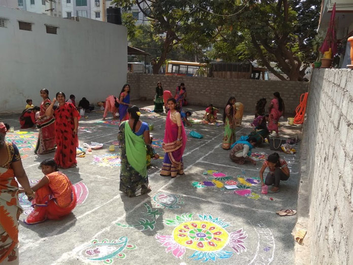 Oxford School conducts Rangoli competition