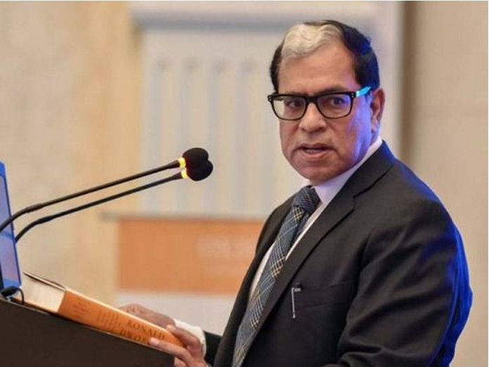 Justice AK Sikri wants controversy over govt offer, CBI case to die