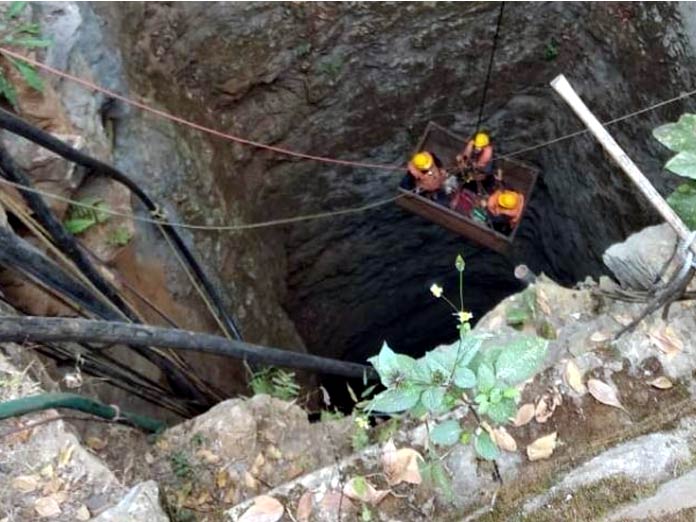 Navy detects another body in 370 feet deep rat-hole Meghalaya coal mine