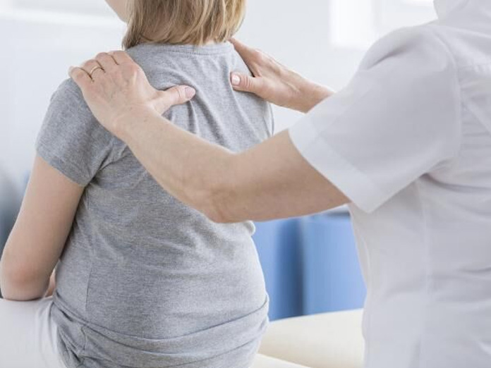 Women have 10 percent higher risk of spinal deformity
