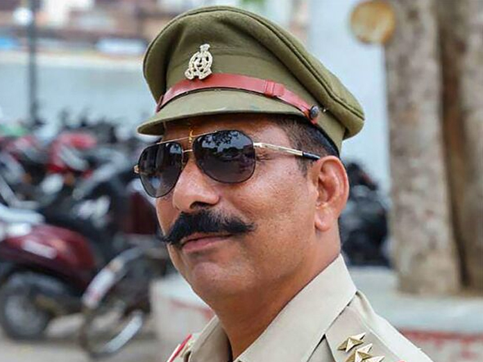 Bulandshahr violence : Slain cop’s phone found  in house of key accused