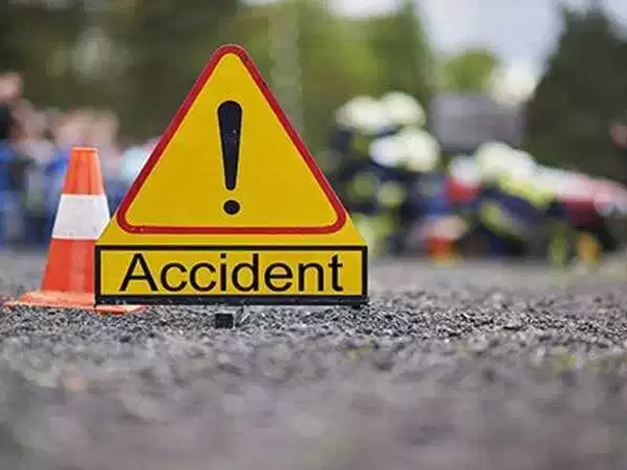 An advocate died in a road accident in Narayanaguda PS limits