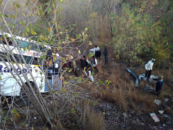 Travels Bus from Maharashtra lunged into Srisailam valley, all safe