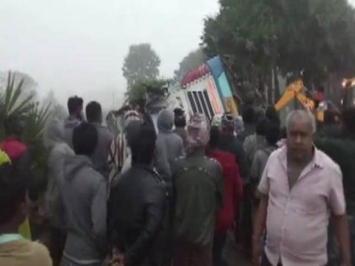 Odisha: 2 dead, 37 injured after bus overturns