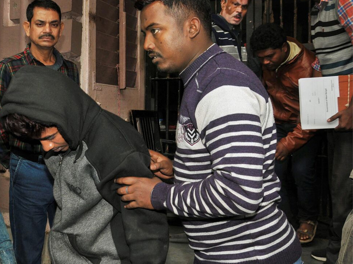 Eight arms, FICN dealers arrested in kolkata