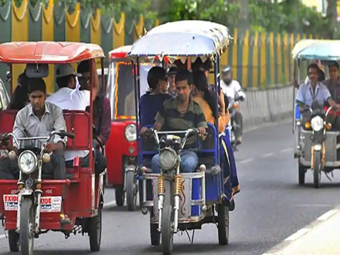 Delhi discoms losing Rs 150 crore annually to power theft for charging e-rickshaws