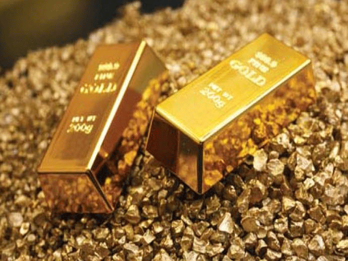 Gold extends gains on jewellers buying
