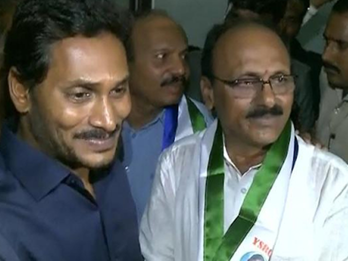 Rajampeta MLA from TDP Meda Mallikarjun Reddy joins YSRCP