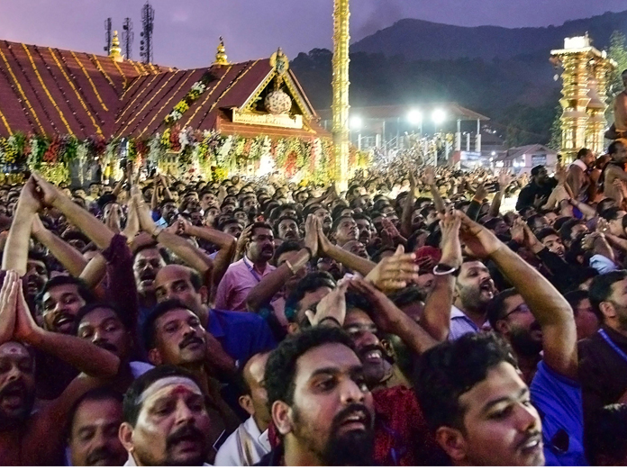 Thousands of Lord Ayyappa devotees witness ‘Makaravilakku’