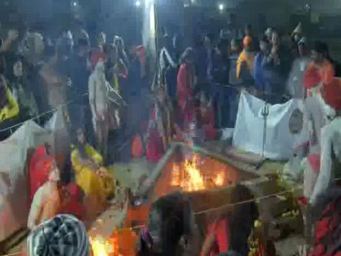 Transgenders offer prayers at Kumbh wishing for early construction of Ram temple